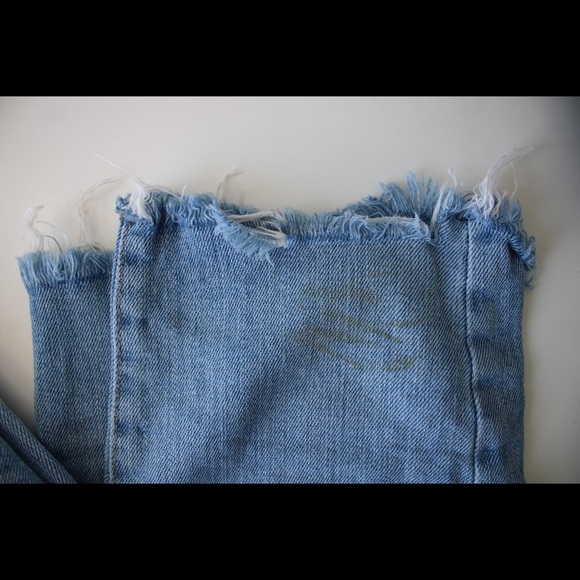 Garage Ripped Jean Capris - Picture 4 of 4